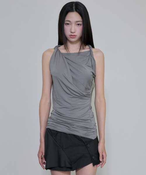 FLAREUP（フレアアップ）の「Braided Asymmetrical Sleeveless (FL-166_Gray)（Tシャツ/カットソー・レディース・ダークグレー・OS）」の13枚目の写真