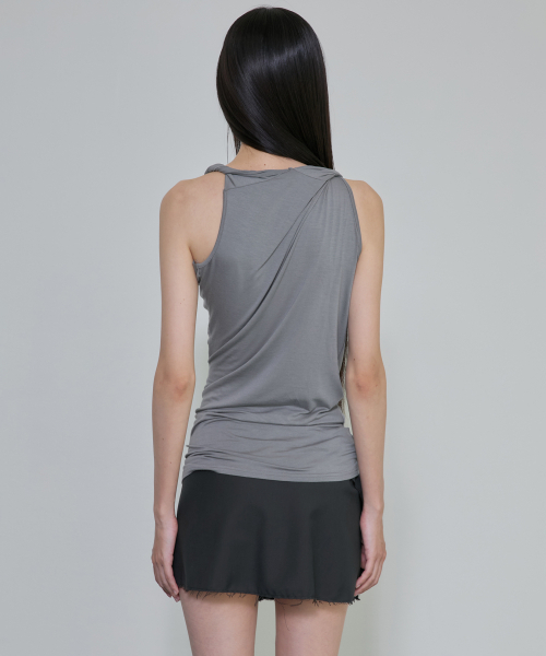 FLAREUP（フレアアップ）の「Braided Asymmetrical Sleeveless (FL-166_Gray)（Tシャツ/カットソー・レディース・ダークグレー・OS）」の11枚目の写真