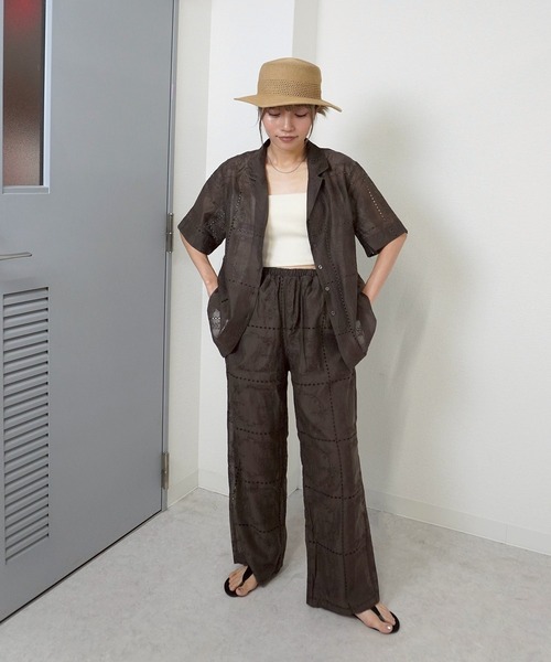 gossara(ゴサラ)の「【自然と目を引くデザイン】総針刺繍ルーズパンツ(その他パンツ・レディース・ブラック/オフホワイト/ブラウン・FREE)」の16枚目の写真