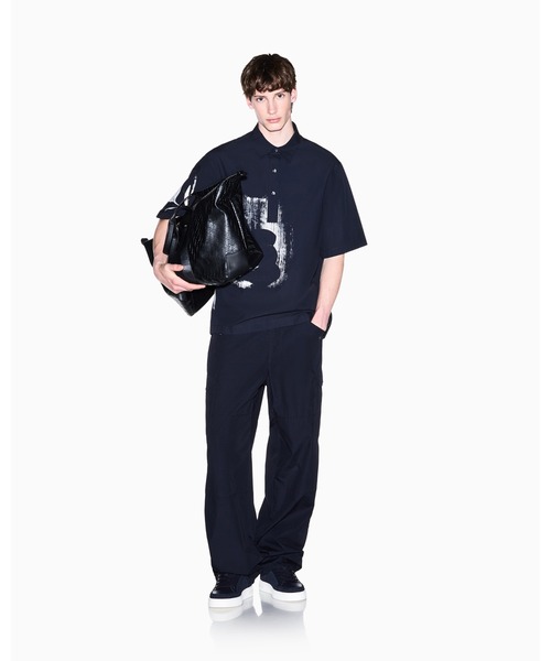 ARMANI EXCHANGE（アルマーニエクスチェンジ）の「【A|X アルマーニ エクスチェンジ】フラワープリント ルーズフィット 半袖シャツ/LOOSE（シャツ/ブラウス・メンズ・ダークネイビー・X-SMALL/X-LARGE/SMALL/MEDIUM/LARGE）」の4枚目の写真