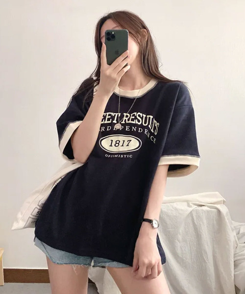VIVID LADY(ビビッドレディー)の「カレッジロゴ バイカラー 半袖Tシャツ(Tシャツ/カットソー・レディース・ライトグレー/ネイビー/ワイン・FREE)」の9枚目の写真