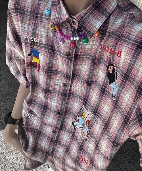 WESTBOY(ウエストボーイ)の「Y2K 刺繍チェック柄シャツ WO26W1TP11(シャツ/ブラウス・メンズ・ブルー/ピンク・XL/L)」の2枚目の写真