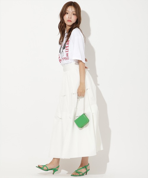 AND COUTURE(アンドクチュール)の「オーバーサイズロゴ Tシャツ(Tシャツ/カットソー・レディース・オフホワイト/ホワイト系その他・FREE)」の5枚目の写真