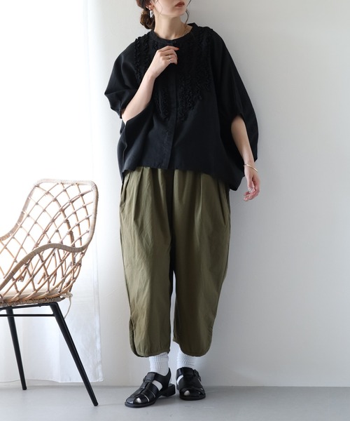 ubasoku（ウバソク）の「ubasoku リネン フロントフリル比翼プルオーバー 半端袖（シャツ/ブラウス・レディース・オフホワイト/ブラック・FREE）」の13枚目の写真