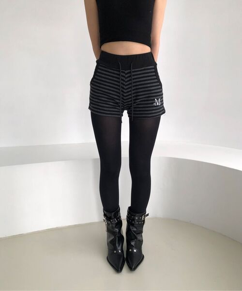 MUCENT(ムセント)の「モーションストライプボタンバンディングショーツ(その他パンツ・レディース・チャコールグレー・FREE)」の10枚目の写真