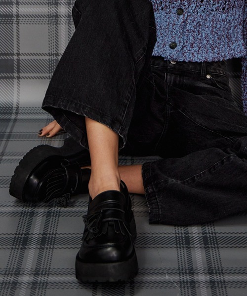 MAISON SPECIAL(メゾンスペシャル)の「【2026Autumn PRE-ORDER】2WAY Tassel Loafers/2WAYタッセルローファー(ローファー・レディース・ブラック/ダークブラウン・36/37/38)」の1枚目の写真