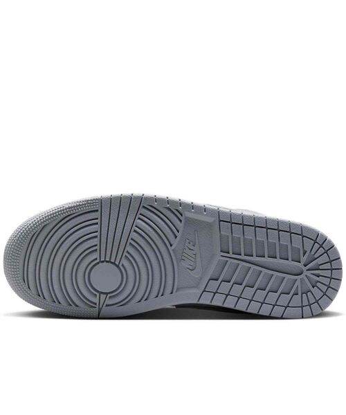 JORDAN BRAND(ジョーダンブランド)の「エア ジョーダン 1 LOW SE ウィメンズシューズ / Air Jordan 1 Low SE Women's Shoes IW0819-498 Obsidian Mist(スニーカー・レディース・ブルーグレー・22/24/26/25.5/24.5/23.5/22.5/23/25)」の11枚目の写真