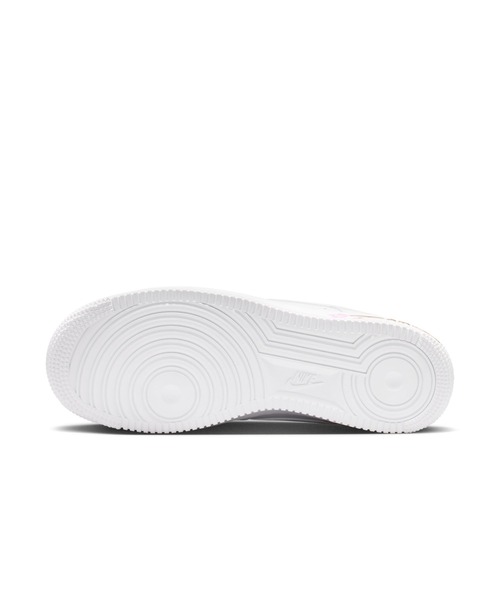 NIKE（ナイキ）の「NIKE/ナイキ WS ｴｱ ﾌｫｰｽ 1 07 SE（スニーカー・レディース・ホワイト×ピンク・22cm/23.5cm/23cm/22.5cm/25cm/24.5cm/24cm）」の8枚目の写真