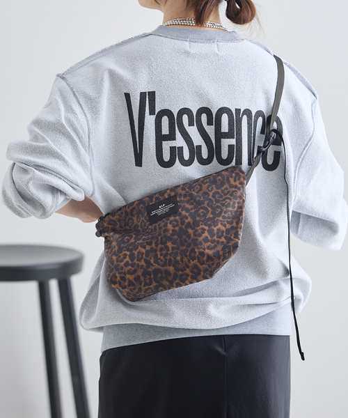 journal standard L'essage(ジャーナルスタンダードレサージュ)の「BAGS IN PROGRESS/バッグス イン プログレス FANNY PACK CROSSBODY バッグ(ショルダーバッグ・レディース・その他6・FREE)」の2枚目の写真