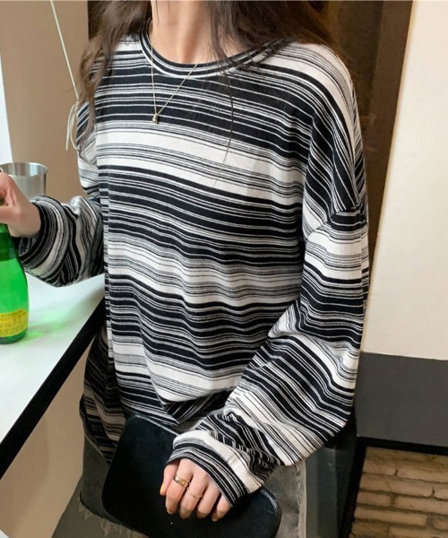 ReRe(リリ)の「かすれマルチボーダーロングTシャツ(Tシャツ/カットソー・レディース・ブラック/ピンク/ブルー/グリーン・MEDIUM/LARGE/X-LARGE)」の22枚目の写真