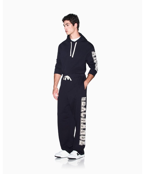 ARMANI EXCHANGE(アルマーニエクスチェンジ)の「【A|X アルマーニ エクスチェンジ】サイドロゴ スウェットパンツ(スウェットパンツ・メンズ・ブラック/ダークネイビー・LARGE/MEDIUM/SMALL/X-LARGE/X-SMALL)」の3枚目の写真