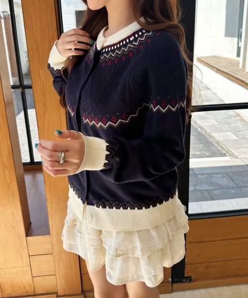 Ada.(エイダ)の「求心柄 ノルディック クルーネックカーディガン(カーディガン/ボレロ・レディース・ネイビー/ホワイト・FREE)」の7枚目の写真