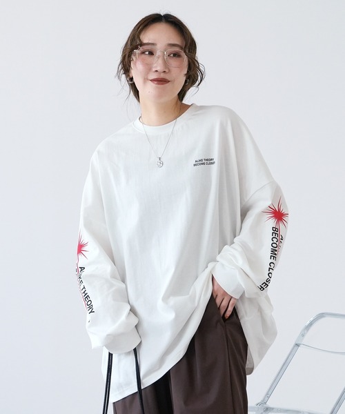 reca(レカ)の「袖ロゴロングTシャツ(Tシャツ/カットソー・レディース・チャコール/オフホワイト・FREE)」の1枚目の写真