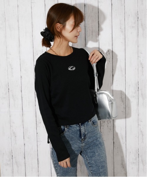 GORGE(ゴージ)の「サイドシャーリングドロスト シリコンロゴトップス|全3色(Tシャツ/カットソー・レディース・杢グレー/ブラック/ボルドー・F)」の9枚目の写真