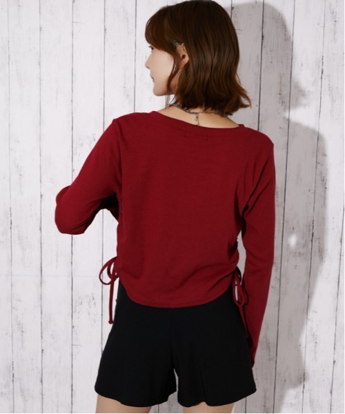 GORGE(ゴージ)の「サイドシャーリングドロスト シリコンロゴトップス|全3色(Tシャツ/カットソー・レディース・杢グレー/ブラック/ボルドー・F)」の17枚目の写真