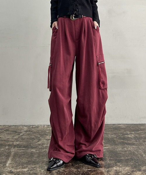 PAGEBOY(ページボーイ)の「ZIPタックカーゴスウェットパンツ【ドローコード付き/シルエット変化可能】(スウェットパンツ・レディース・グレー/ブラック/レッド・FREE)」の3枚目の写真