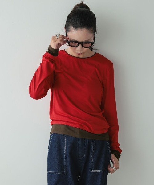 DONOBAN(ドノバン)の「【1枚でこなれ感のあるレイヤードスタイルが完成】【pufe】レイヤード ロングTee ロンT レディース 長袖 Tシャツ カットソー トップス フェイクレイヤード 重ね着風 配色 バイカラー ボーダー 無地 クルーネック 薄手 ストレッチ ロングスリーブ 春 秋 冬 美シルエット 柔らかい 肌触り pufe ピュフェ(Tシャツ/カットソー・レディース・ホワイト/ブラウン/グレー/レッド・ONE SIZE)」の19枚目の写真