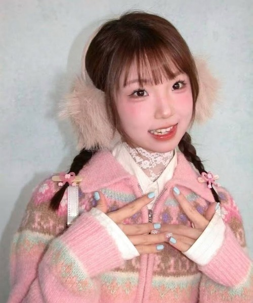 SHEPP(シープ)の「【26年秋冬新作】ノルディック柄 フロントジップ ニットカーディガン(ニット/セーター・レディース・ネイビー/ピンク/アイボリー/グレー・F)」の4枚目の写真