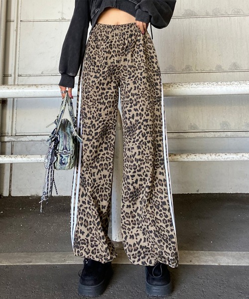 non-hedge(ノンヘッジ)の「サイドライン柄ワイドパンツ(その他パンツ・レディース・モスグリーン/カーキ/ベージュ/チャコールグレー・FREE)」の20枚目の写真