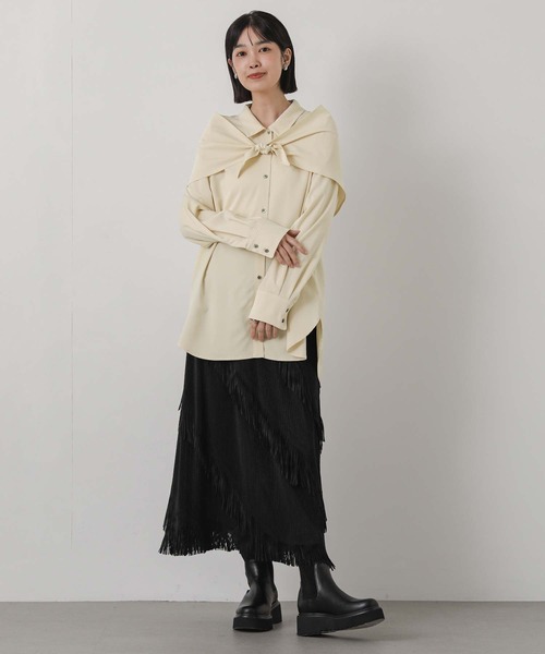 Gready Brilliant(グレディブリリアン)の「スカーフ付きシャツ(シャツ/ブラウス・レディース・キャメル/アイボリー・38)」の4枚目の写真