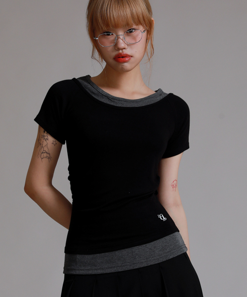LIKE THE MOST(ライクザモースト)の「シャーリングポイントオフレイヤード半袖Tシャツ_ブラック(Tシャツ/カットソー・レディース・ブラック×グレー・SMALL/MEDIUM/LARGE)」の2枚目の写真
