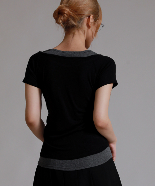LIKE THE MOST(ライクザモースト)の「シャーリングポイントオフレイヤード半袖Tシャツ_ブラック(Tシャツ/カットソー・レディース・ブラック×グレー・SMALL/MEDIUM/LARGE)」の4枚目の写真