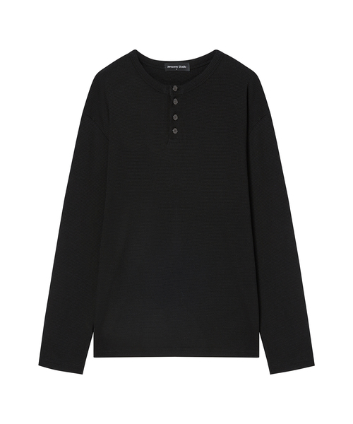 AWESOME STUDIO(オーサムスタジオ)の「ESSENTIALS ワッフル ヘンリーネック クロップド Tシャツ (3COL)(Tシャツ/カットソー・レディース・チャコールグレー/ブラック/ミックスグレー・FREE)」の2枚目の写真