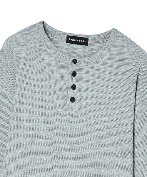 AWESOME STUDIO(オーサムスタジオ)の「ESSENTIALS ワッフル ヘンリーネック クロップド Tシャツ (3COL)(Tシャツ/カットソー・レディース・チャコールグレー/ブラック/ミックスグレー・FREE)」の4枚目の写真