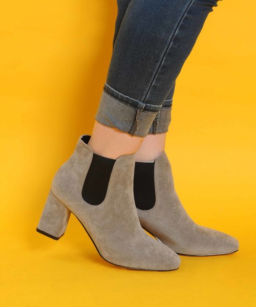 PLAIN CLOTHING（プレーンクロージング）の「サイドゴアブーティー【SELECTED FOR PLAIN CLOTHING】　（ブーツ・レディース・ベージュ/グレー/ブラック・39/37/36/35/38）」の19枚目の写真