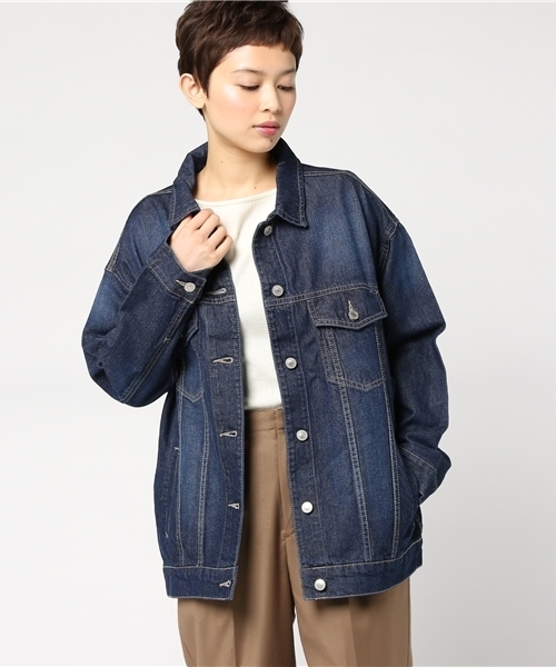 Honeys（ハニーズ）の「ビッグシルエットデニムＧジャン（デニムジャケット・レディース・ライトインディゴブルー/ブルー/ケミカルウォッシュ・L/M）」の3枚目の写真