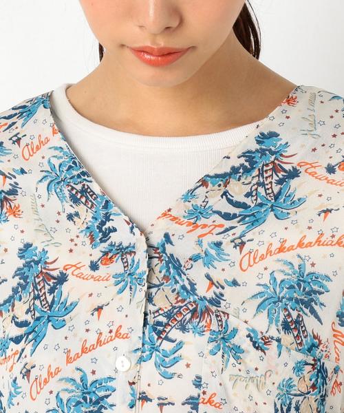 Another Edition（アナザーエディション）の「ALOHAプリントノーカラーシャツ（シャツ/ブラウス・レディース・オフホワイト/ネイビー・FREE）」の11枚目の写真