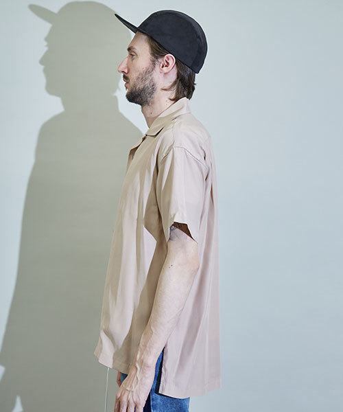 UNITED TOKYO（ユナイテッドトウキョウ）の「オープンカラーショートスリーブシャツ（シャツ/ブラウス・メンズ・ピンク/ブラック/サックスブルー/オフホワイト・3/1/2）」の6枚目の写真