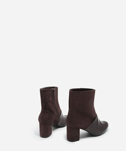 CHARLES & KEITH(チャールズ & キース)の「コントラストパネルブーツ / CONTRAST PANEL BOOTS(ブーツ・レディース・ブラウン/ネイビー/ブラック・23.5cm/23cm/24cm)」の12枚目の写真