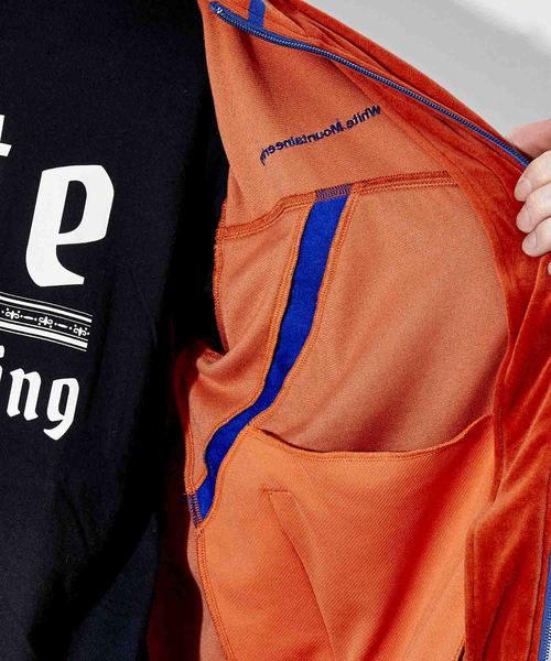 WHITE MOUNTAINEERING（ホワイトマウンテニアリング）の「【White Mountaineering】ベロアトラックトップ/WM1871510（ジャージ・メンズ・ネイビー/オレンジ・S/M/L）」の12枚目の写真