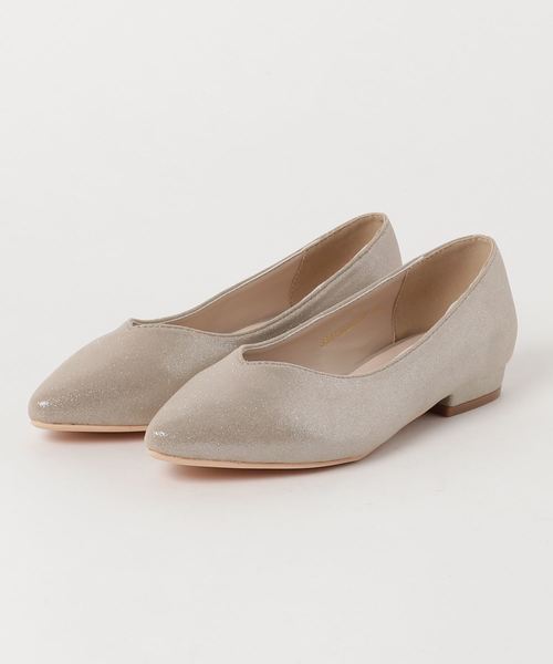 Au BANNISTER(オゥバニスター)の「フラワーカットカッターパンプス(パンプス・レディース・ブラック/グレー/ゴールド/ピンク/ブルー・37/35/38/39/36)」の5枚目の写真