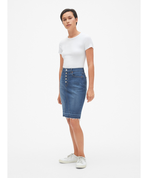 GAP(ギャップ)の「ハイライズ ボタンフライ デニム ペンシルスカート(ローヘム)(デニムスカート・レディース・インディゴブルー・24/25/26/27/28/23)」の3枚目の写真