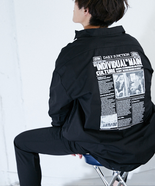 kutir（クティール）の「バックプリントビッグシャツ（シャツ/ブラウス・メンズ・ブラック/ホワイト・MEDIUM/LARGE）」の2枚目の写真