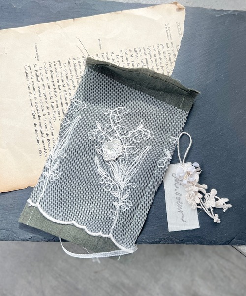 m.soeur（エムスール）の「スズランレースのギフト袋（小）（ラッピングキット・レディース・ホワイト/ダークグリーン・FREE）」の7枚目の写真