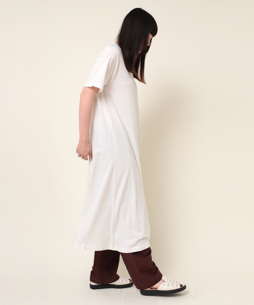 RNA-N（アールエヌエーエヌ）の「M1184 Aラインロングワンピース（ワンピース・レディース・スミクロ/ベージュ/グレー/ホワイト・MEDIUM）」の20枚目の写真