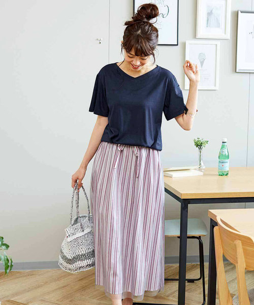 Live in comfort（リブインコンフォート）の「リブ　イン　コンフォート　パッと着るだけで完成！　華やかドッキングワンピース（ワンピース・レディース・ネイビー/グレー・LARGE/XX-LARGE/SMALL/MEDIUM/XXX-LARGE/X-LARGE）」の2枚目の写真