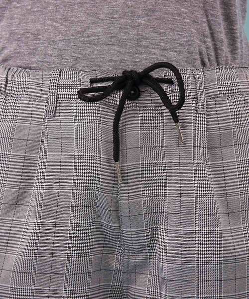 ８(eight)（エイト）の「チェック バスケットパンツ ワイドパンツ（チノパンツ・メンズ・ブラウン/グレー・M/L）」の9枚目の写真
