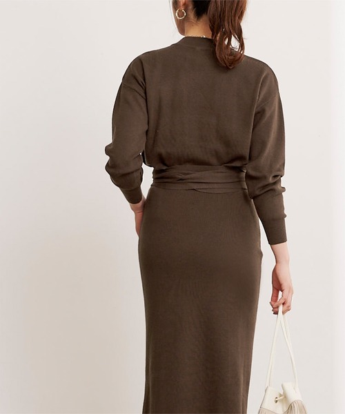 UR'S（ユアーズ）の「ﾘﾎﾞﾝ付ﾆｯﾄ×ﾀｲﾄｽｶｰﾄｾｯﾄｱｯﾌﾟ（アンサンブル・レディース・ブラウン/ブラック/ライトベージュ/チャコール/ネイビー・S/M/L）」の11枚目の写真