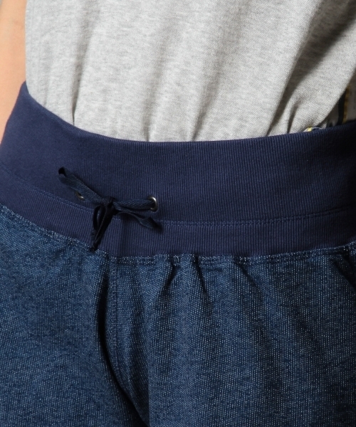 BEAUTY&YOUTH UNITED ARROWS（ビューティーアンドユースユナイテッドアローズ）の「BY soeur インディゴスウェットショーツ（その他パンツ・レディース・ネイビー・MEDIUM）」の4枚目の写真