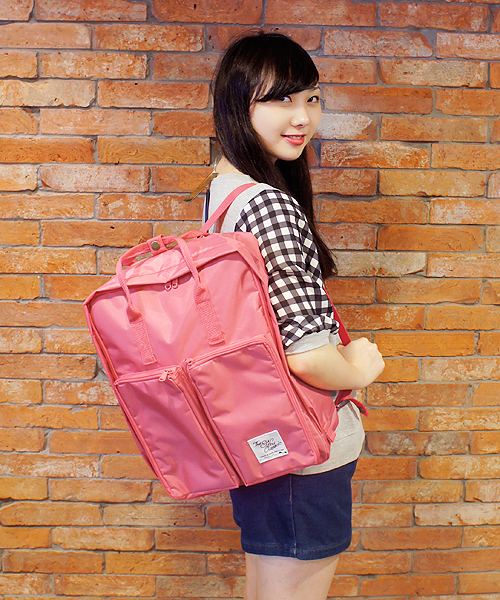 CIAOPANIC（チャオパニック）の「【The Sun And Classic/TSAC】BOX 2WAY DAY PACK（バックパック/リュック・レディース・ブラック/グレー/ブルー/イエロー/ネイビー/ベージュ/グリーン/パープル/ピンク/ベージュ系その他/グリーン系その他/ブルー系その他/イエロー系その他/レッド系その他・FREE）」の14枚目の写真