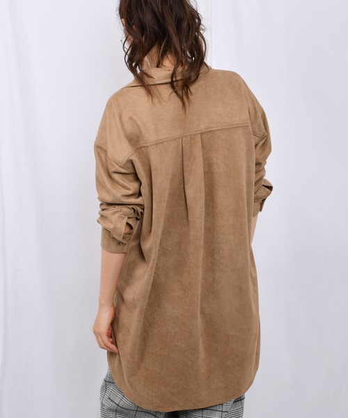 Ambre Neige(アンブルネージュ)の「チュニックシャツ【WEB/EC限定商品】(シャツ/ブラウス・レディース・カーキ/モカ・FREE)」の5枚目の写真