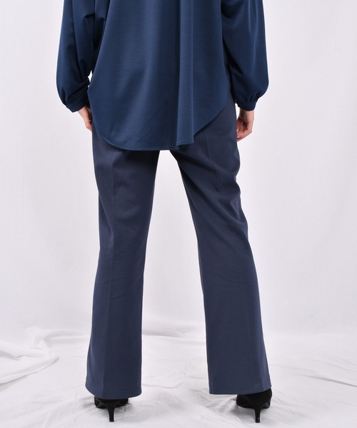 Ambre Neige(アンブルネージュ)の「ポンチワイドパンツ/セットアップ対応/イージーパンツ/ 【WEB/EC限定商品】(その他パンツ・レディース・ブラック/ネイビー・MEDIUM/LARGE)」の8枚目の写真