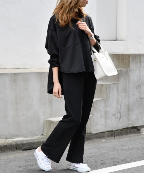 Ambre Neige(アンブルネージュ)の「ポンチワイドパンツ/セットアップ対応/イージーパンツ/ 【WEB/EC限定商品】(その他パンツ・レディース・ブラック/ネイビー・MEDIUM/LARGE)」の3枚目の写真