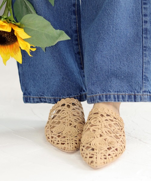 SESTO（セスト）の「ストローレース編みのスリッパフラットサンダル（サンダル・レディース・ベージュ/ブラック/ホワイト・3L/S/M/LL/L）」の14枚目の写真