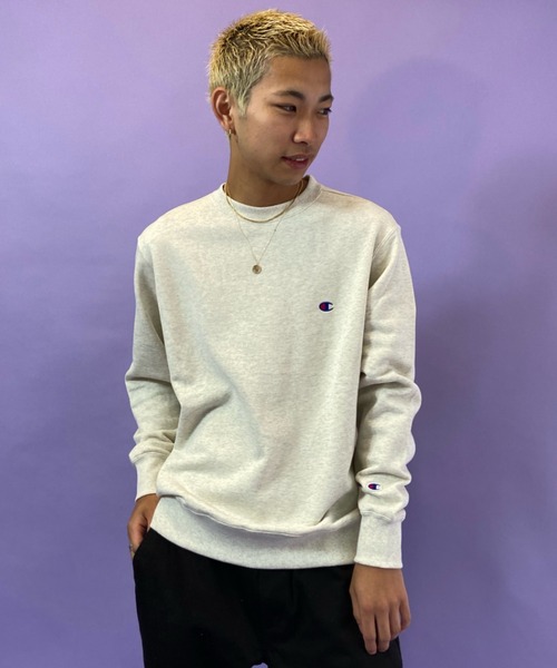 Champion(チャンピオン)の「CHAMPION/チャンピオン 裏毛 ベーシック アイコン刺繍クルースウェット C3-Q001(スウェット・メンズ・ライトグレー/ブラック/ホワイト/ピンク/グレー/オリーブ/ネイビー/グリーン/イエロー・XL/XXL/L/S/M)」の3枚目の写真