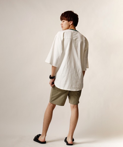 Growth by in the attic（グロウスバイインジアティック）の「【Growth by In the attic】ZIPビックポケット付き オーバーサイズ半袖Tシャツ（Tシャツ/カットソー・メンズ・ネイビー/ホワイト・M/L）」の12枚目の写真